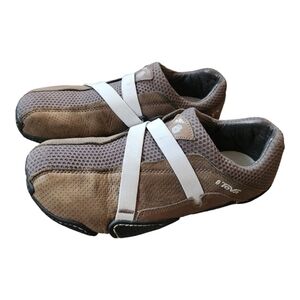 Teva Shay slip on brown, taupe sneakers women's size 8. Walking shoes style 6116